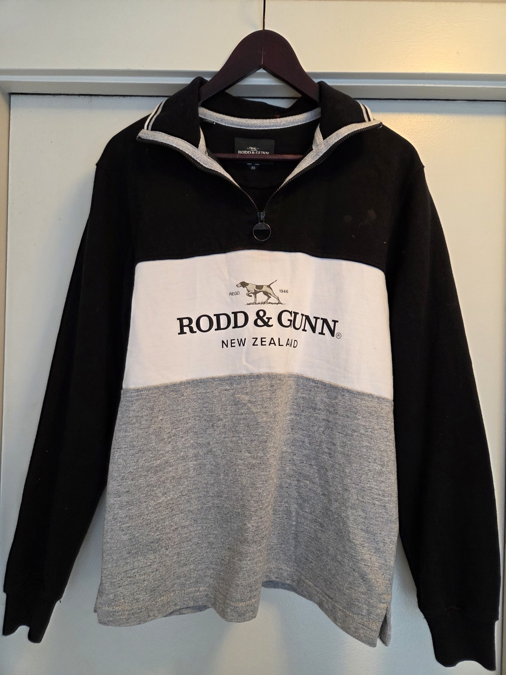 Rodd & Gunn Colorblock Quarter Zip Pullover - Black, White, Gray